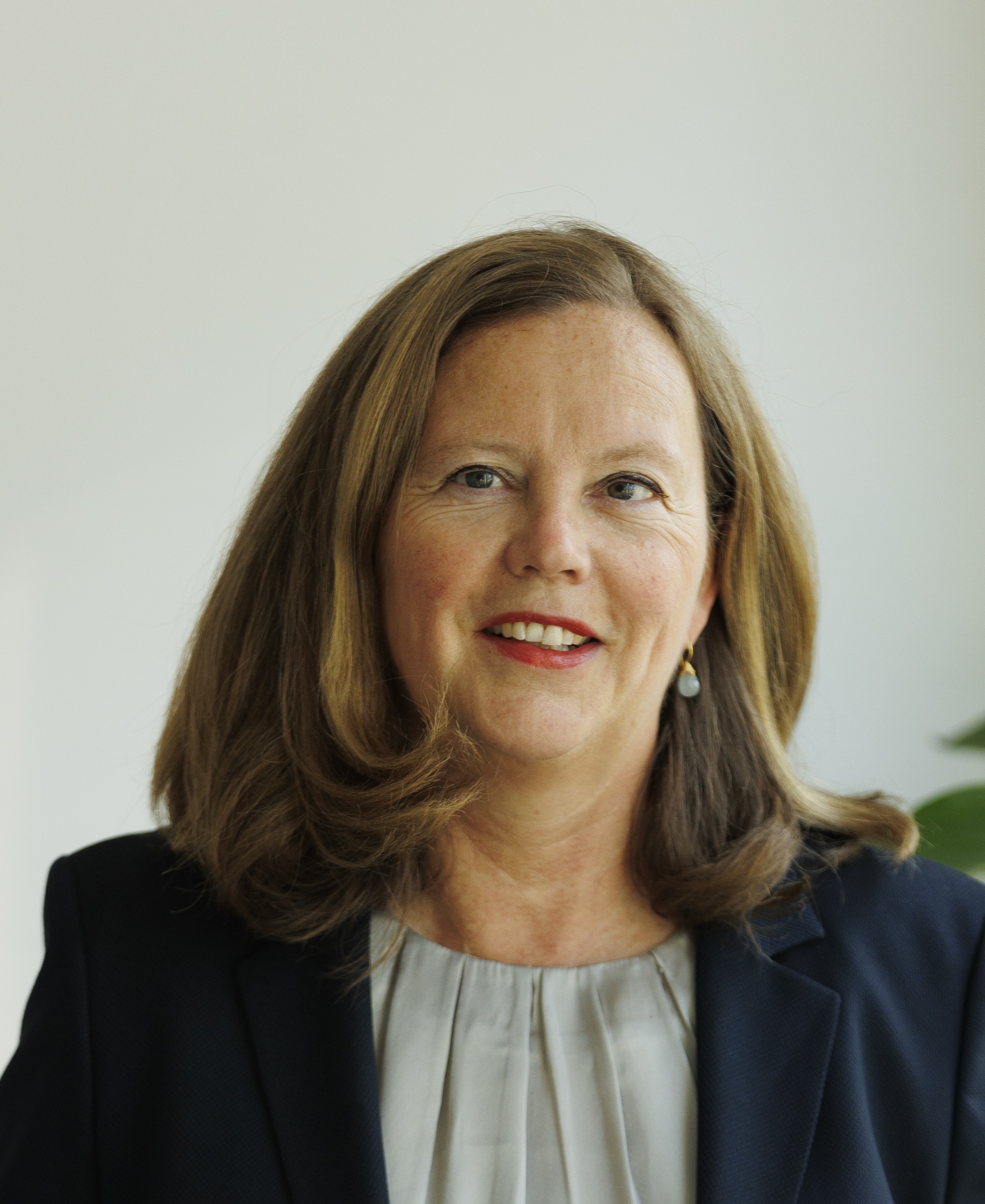 Speaker Stefanie LANG