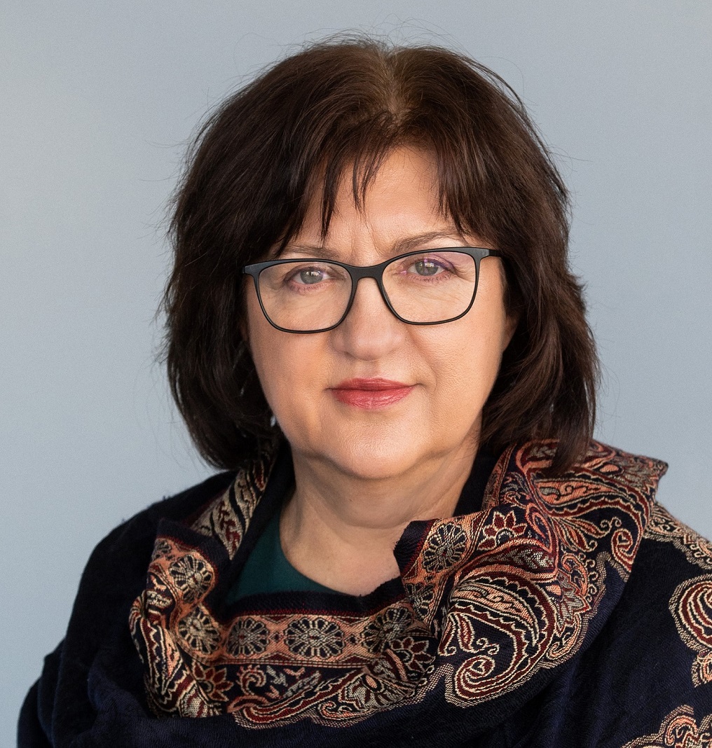 Speaker Katalin CZIPPAN