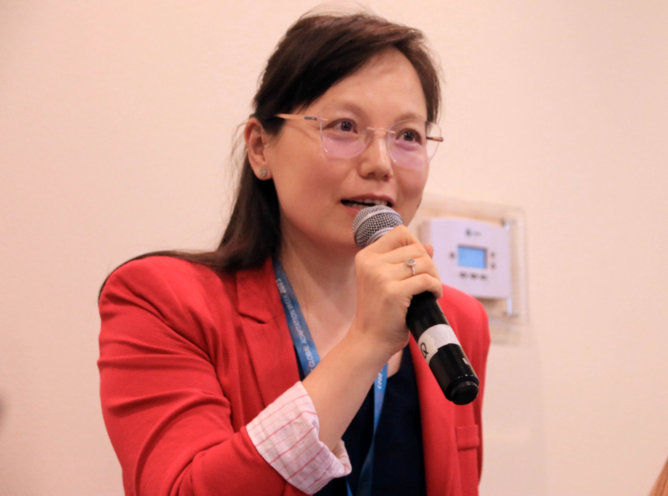 Speaker Saran SELENGE