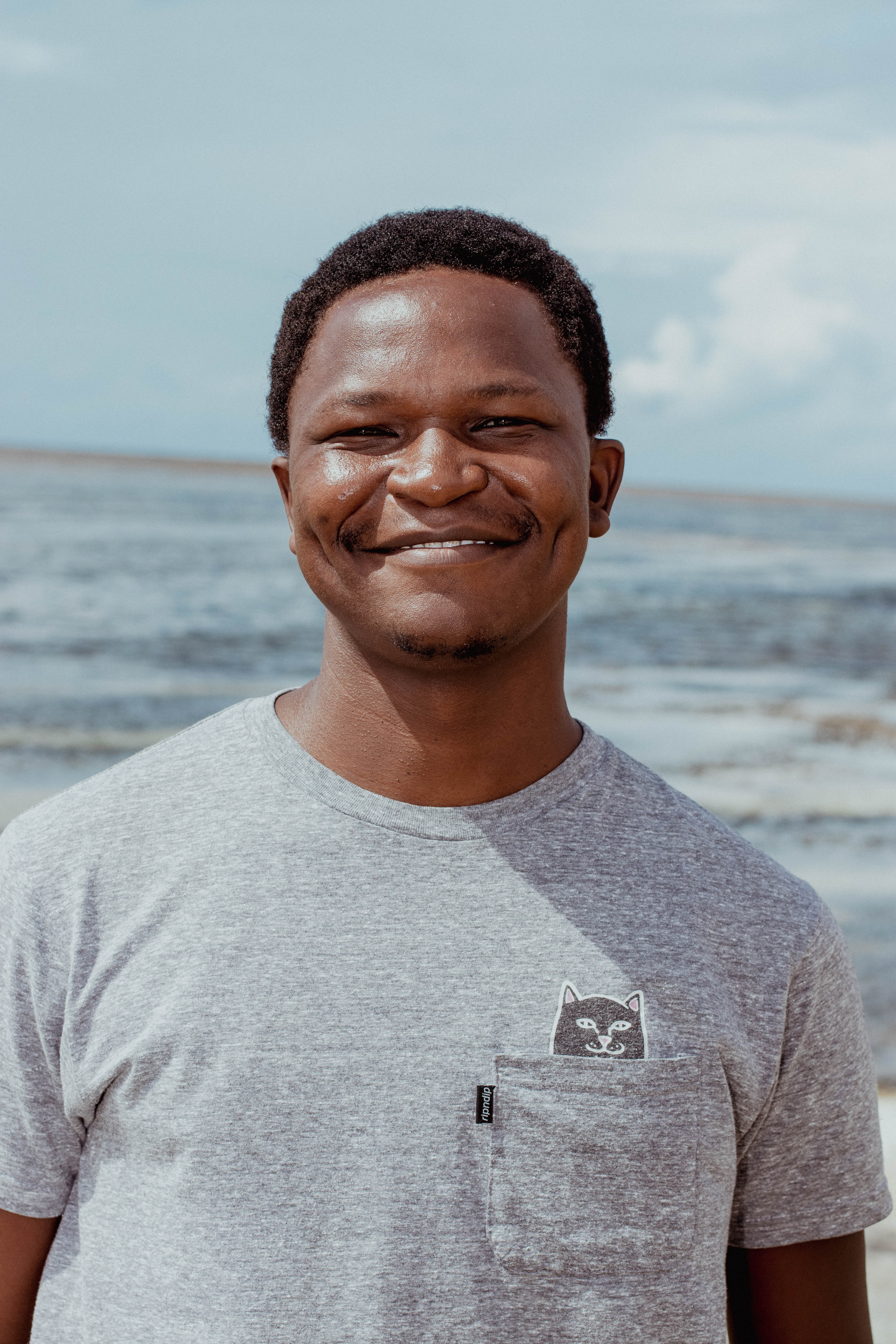 Speaker Remmy Safari SHOKA