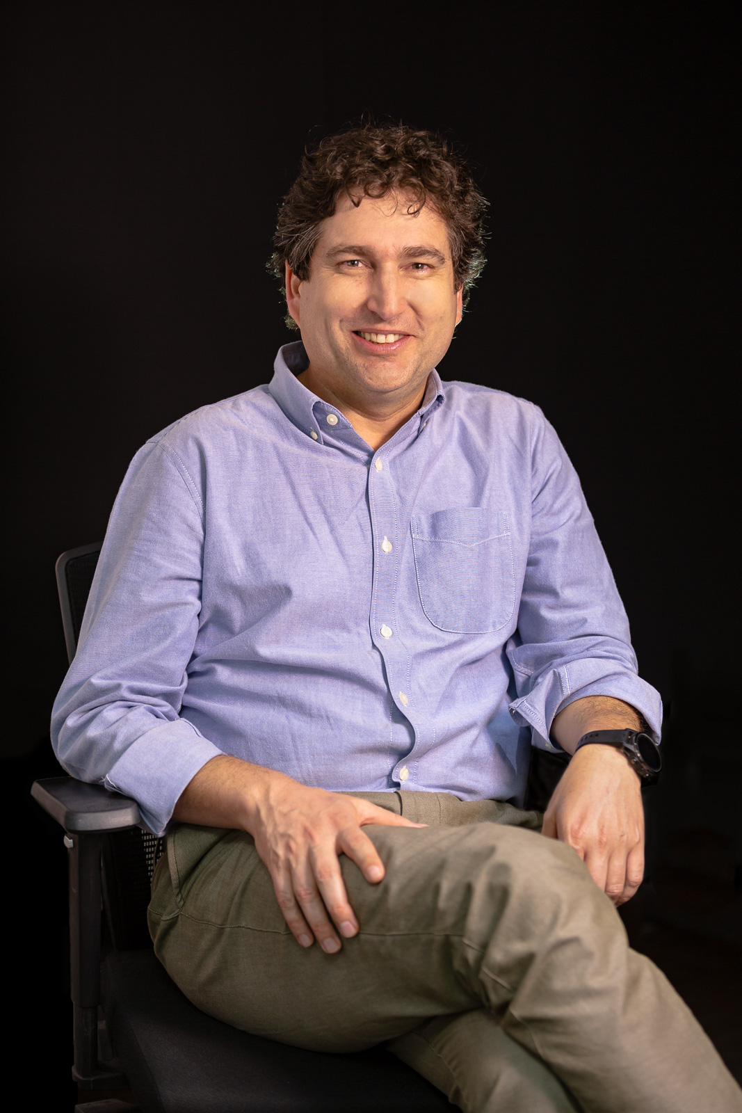 Speaker Hernando GARCÍA MARTÍNEZ