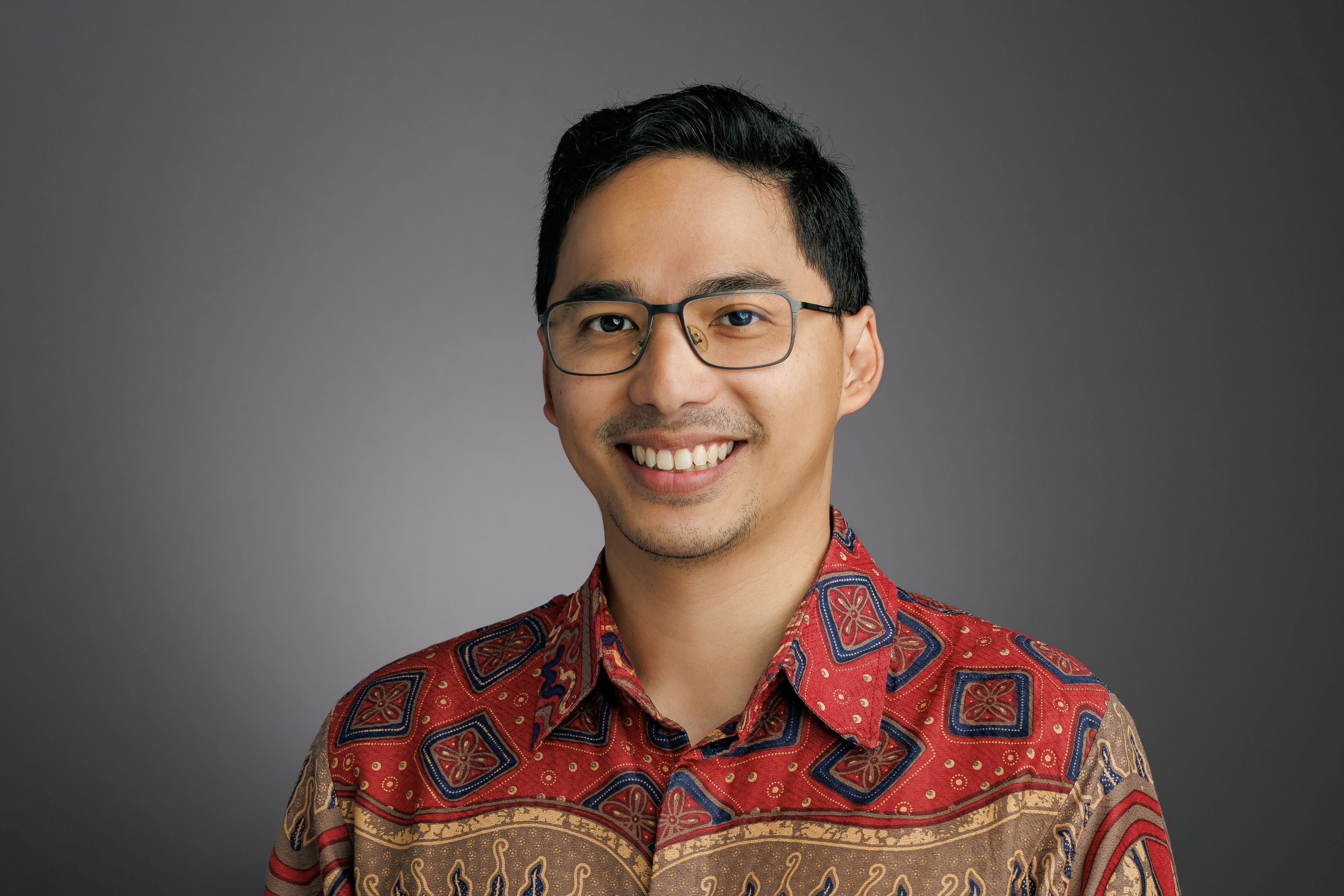 Speaker Satrio WICAKSONO