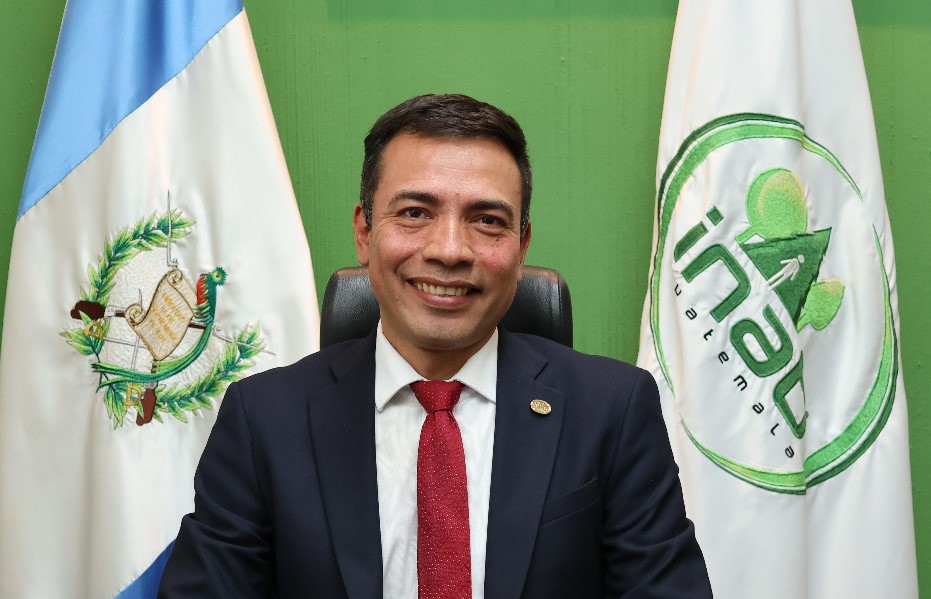 Speaker Bruno Arias