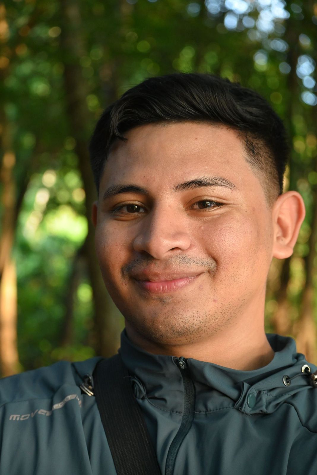 Speaker Julian SANTIAGO